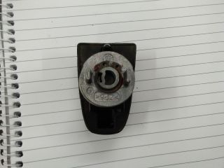 bontott FORD FOCUS IV Bal első Zárbetét