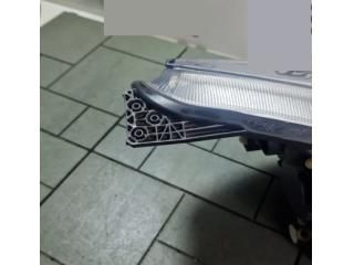 bontott FORD FOCUS IV Bal Fényszóró