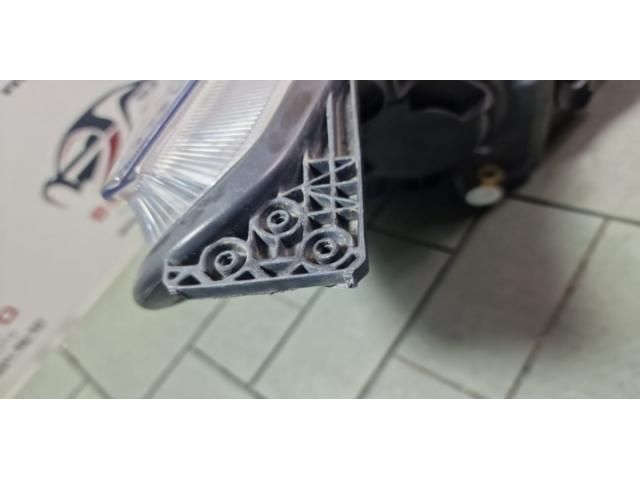 bontott FORD FOCUS IV Bal Fényszóró