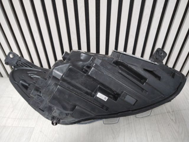 bontott FORD FOCUS IV Bal Fényszóró