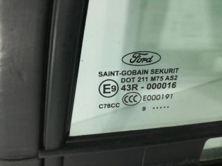 bontott FORD FOCUS IV Bal hátsó Fixüveg (Ajtóban)