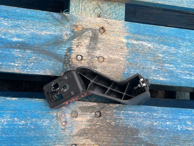 bontott FORD FOCUS IV Bal hátsó Oldal Lökhárító Tartó (Műanyag)