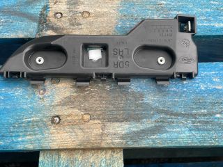 bontott FORD FOCUS IV Bal hátsó Oldal Lökhárító Tartó (Műanyag)