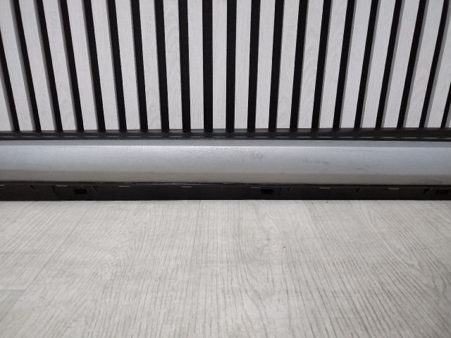 bontott FORD FOCUS IV Bal Küszöb