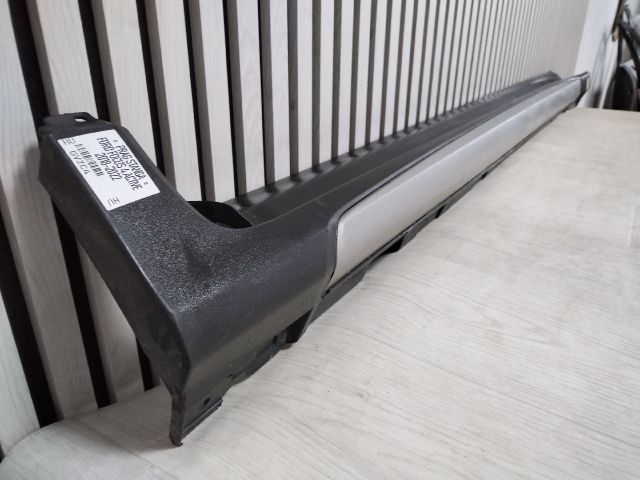 bontott FORD FOCUS IV Bal Küszöb