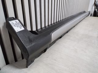 bontott FORD FOCUS IV Bal Küszöb