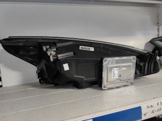 bontott FORD FOCUS IV Bal Ledes Fényszóró