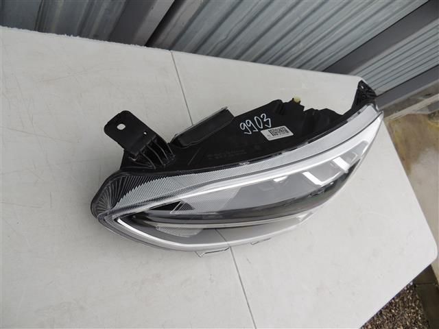 bontott FORD FOCUS IV Bal Ledes Fényszóró