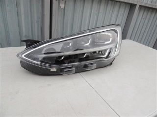 bontott FORD FOCUS IV Bal Ledes Fényszóró