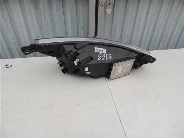 bontott FORD FOCUS IV Bal Ledes Fényszóró