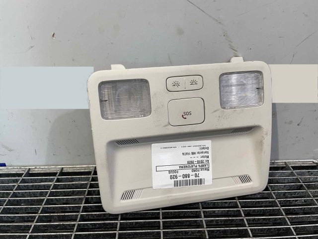 bontott FORD FOCUS IV Beltér Világítás Első