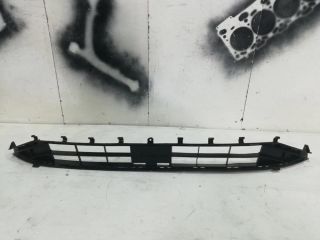 bontott FORD FOCUS IV Első Lökhárító Alsó Középső Díszrács