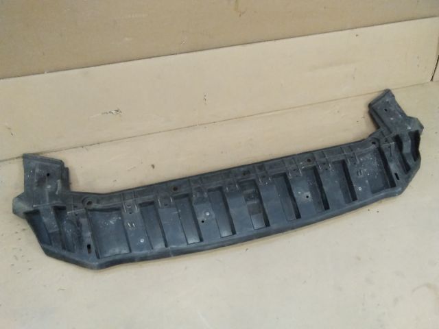 bontott FORD FOCUS IV Első Lökhárító Alsó (Műanyag)