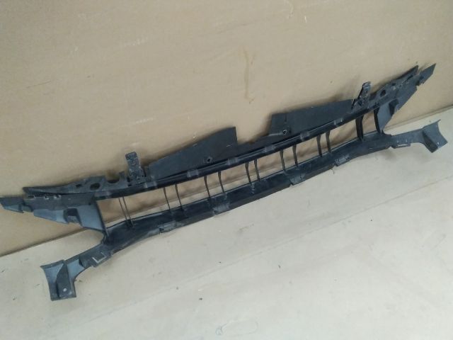 bontott FORD FOCUS IV Első Lökhárító Merevítő (Fém)