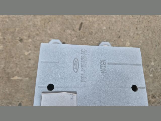 bontott FORD FOCUS IV Első Lökhárító Merevítő (Fém)