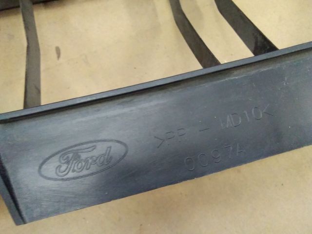 bontott FORD FOCUS IV Első Lökhárító Merevítő (Fém)