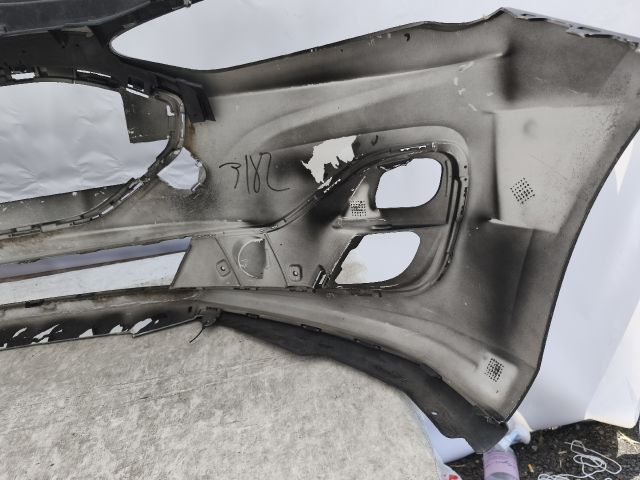 bontott FORD FOCUS IV Első Lökhárító (Részeivel)