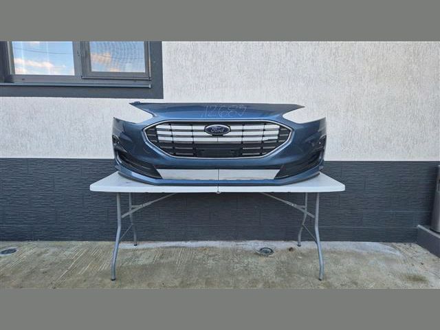 bontott FORD FOCUS IV Első Lökhárító (Részeivel)