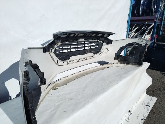 bontott FORD FOCUS IV Első Lökhárító (Üresen)