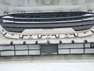 bontott FORD FOCUS IV Első Lökhárító (Üresen)