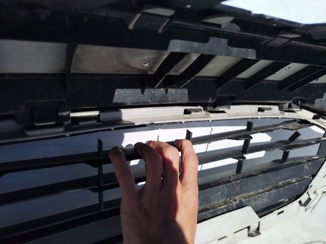 bontott FORD FOCUS IV Első Lökhárító (Üresen)