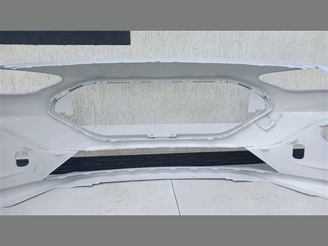 bontott FORD FOCUS IV Első Lökhárító (Üresen)