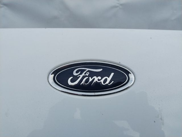 bontott FORD FOCUS IV Első Lökhárító (Üresen)