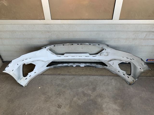 bontott FORD FOCUS IV Első Lökhárító (Üresen)