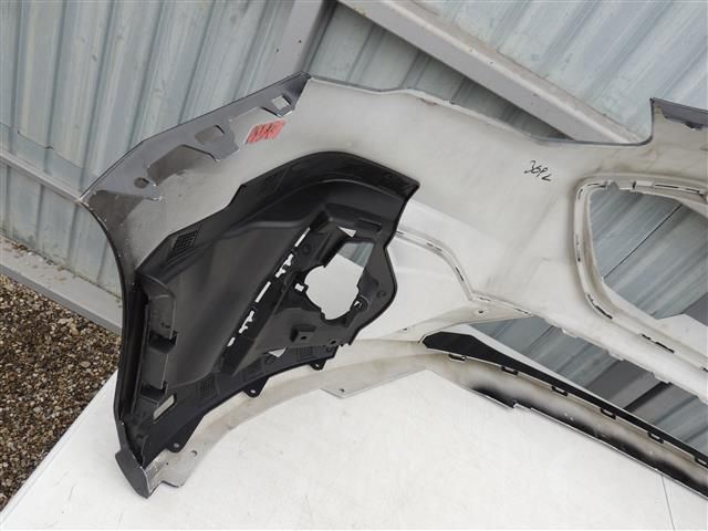 bontott FORD FOCUS IV Első Lökhárító (Üresen)