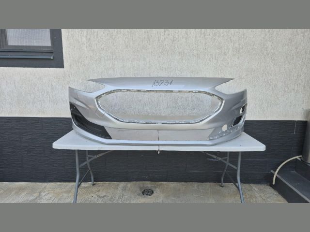 bontott FORD FOCUS IV Első Lökhárító (Üresen)