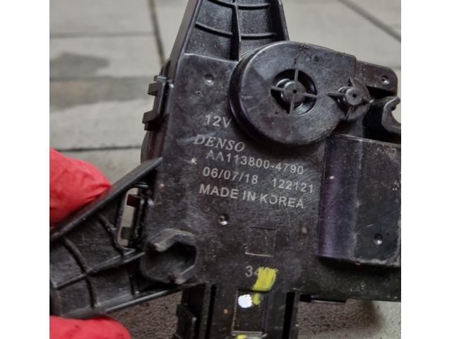 bontott FORD FOCUS IV Fűtés Állító Motor