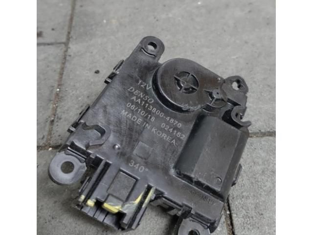 bontott FORD FOCUS IV Fűtés Állító Motor