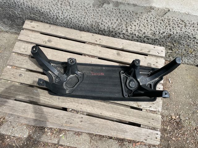 bontott FORD FOCUS IV Hátsó Fenéklemez