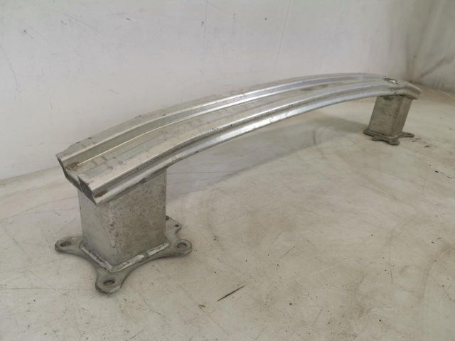 bontott FORD FOCUS IV Hátsó Lökhárító Merevítő (Fém)