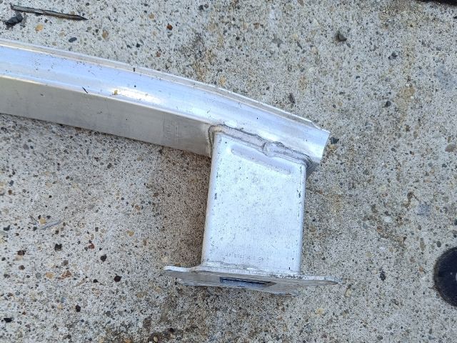 bontott FORD FOCUS IV Hátsó Lökhárító Merevítő (Fém)