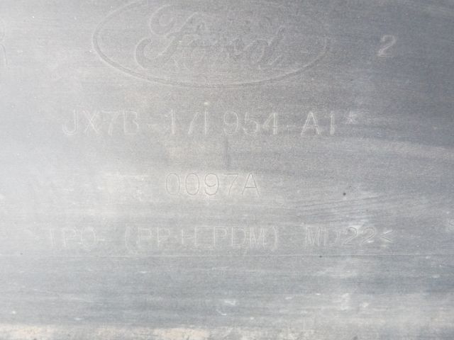 bontott FORD FOCUS IV Hátsó Lökhárító (Részeivel)