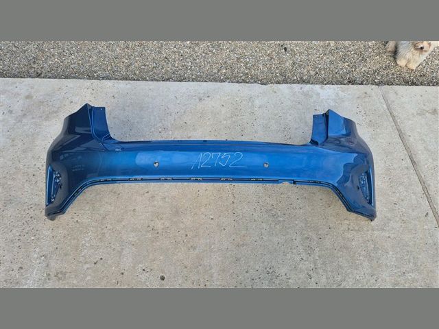 bontott FORD FOCUS IV Hátsó Lökhárító (Részeivel)