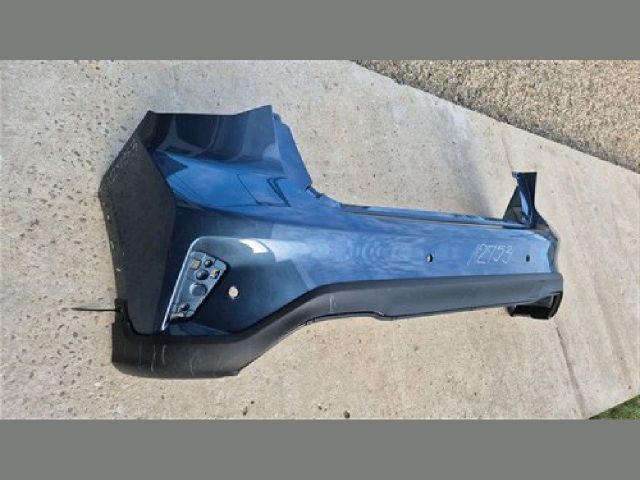 bontott FORD FOCUS IV Hátsó Lökhárító (Részeivel)