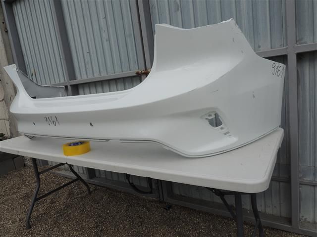 bontott FORD FOCUS IV Hátsó Lökhárító (Üresen)