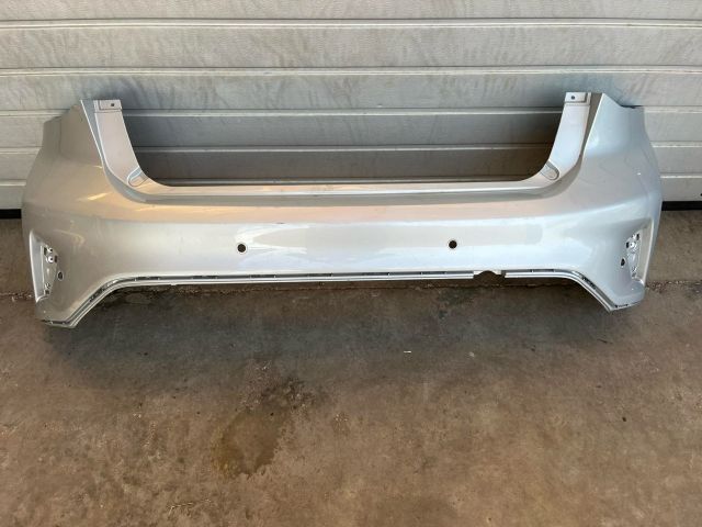 bontott FORD FOCUS IV Hátsó Lökhárító (Üresen)