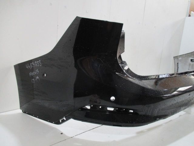 bontott FORD FOCUS IV Hátsó Lökhárító (Üresen)