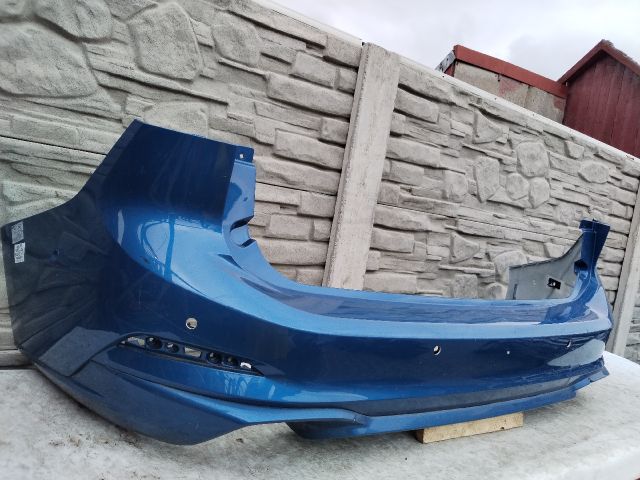 bontott FORD FOCUS IV Hátsó Lökhárító (Üresen)