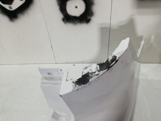 bontott FORD FOCUS IV Hátsó Lökhárító (Üresen)