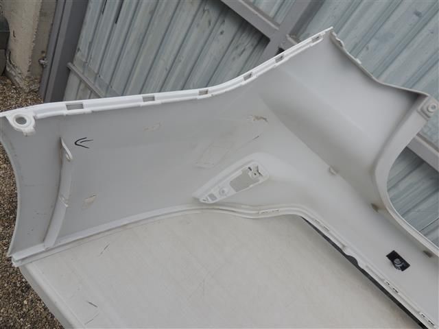 bontott FORD FOCUS IV Hátsó Lökhárító (Üresen)