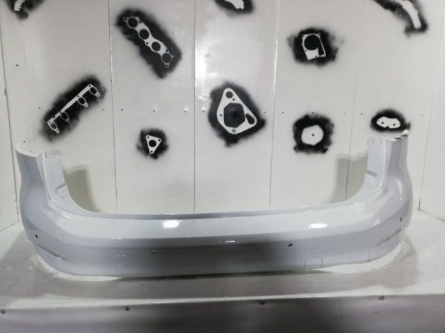 bontott FORD FOCUS IV Hátsó Lökhárító (Üresen)