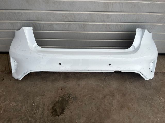 bontott FORD FOCUS IV Hátsó Lökhárító (Üresen)