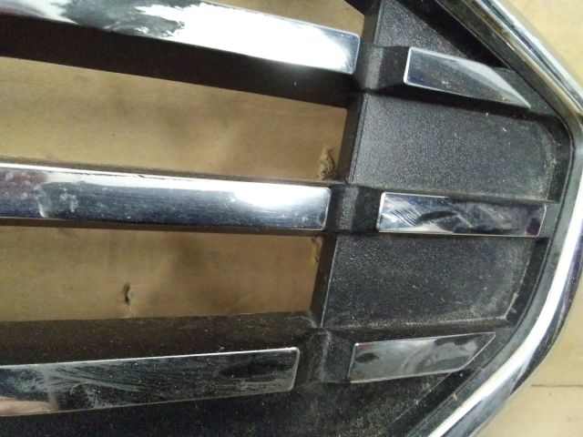 bontott FORD FOCUS IV Hűtőrács