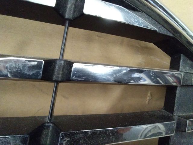 bontott FORD FOCUS IV Hűtőrács