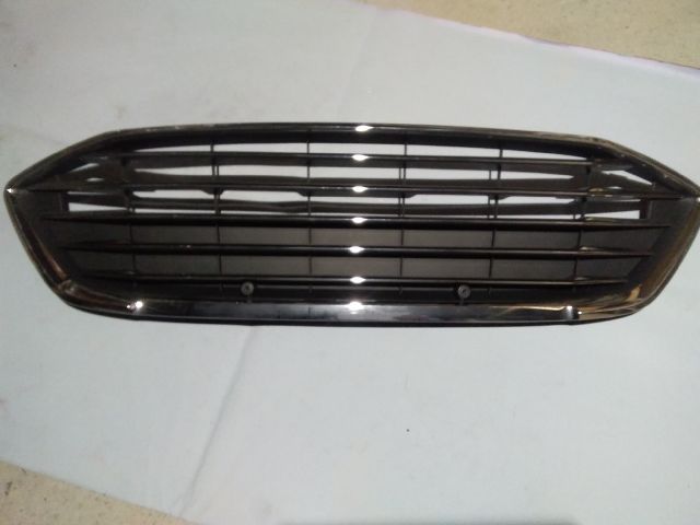 bontott FORD FOCUS IV Hűtőrács