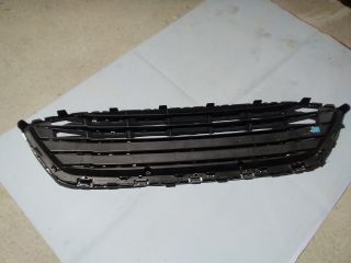 bontott FORD FOCUS IV Hűtőrács